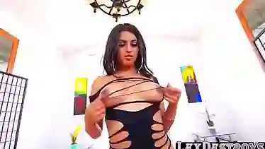 Perky boobs latina Sophia Leone gets banged by Lexingtons bbc