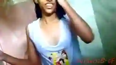 Bhopal College Girl Ayushi... sex durning bath.....Mast chodai!!!!