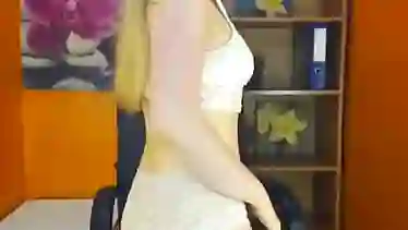 Teen Blonde Spanking Ass And Showing Tits - Free Sex Cam Videos - Camsgram.com