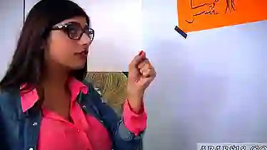 40 milf blowjob BJ Lescrony's sons with Mia Khalifa