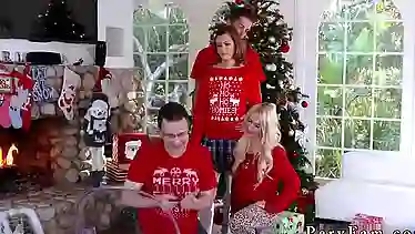 Sexy teen and porn tv show Heathenous Family Holiday