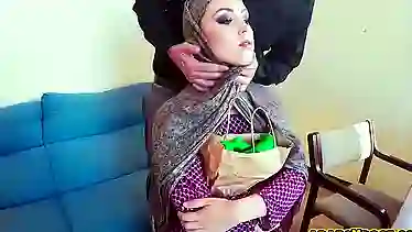 Shy Arab stuffed with a swollen cock inside her mouth