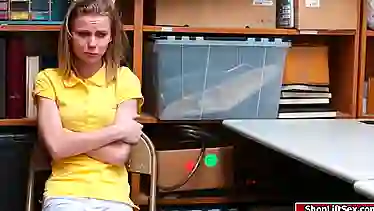 Petite shoplifter banged by LP officer