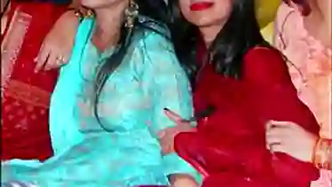 Hot Pakistani Girls Talking about Muslim Paki Sex in Hindustani