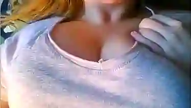 Cute Young Girl With Amazing Shaved Pussy - EPORNER