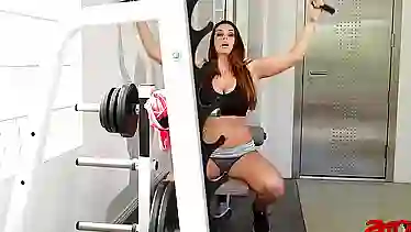 Alison Tyler Big Busty Workout - EPORNER