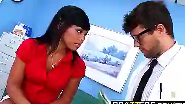 (Leilani Leeane, Ramon) - Doc Loosen Up My Throat - Brazzers