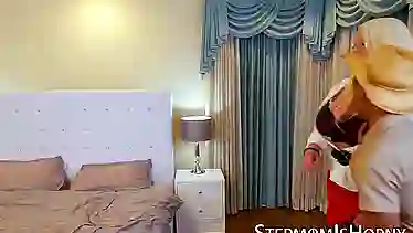 Debaucherous Alura Jenson shows off curves before IR banging