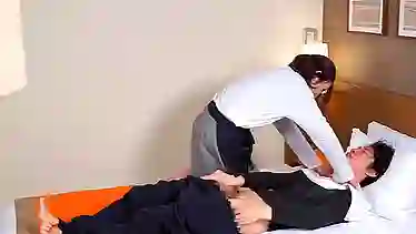 Subtitled Japanese hotel massage leads to blowjob in HD