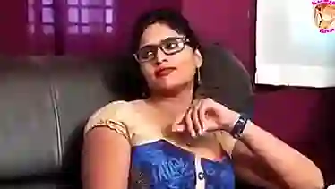 Hot aunty sex with delivery boy