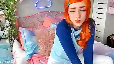 Gwen Tennyson gives you a lesson