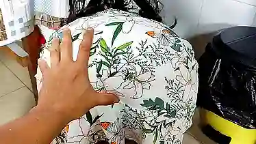 My Housewife Stepmom Cooking Can't Resist When I Try To Fuck Her With My Big ...
