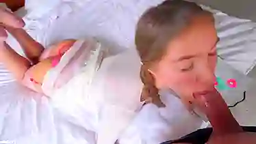 Watch Emilia Bunny's first time on camera as she blows like a pro!