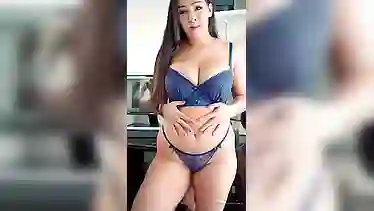 Watch Leah Goes Wilde's solo masturbation on webcam with Lea De Mae and Leah Wilde Onlytease