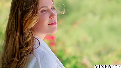 Angelina gets the release she needs from Alberto Blanco's erotic massage