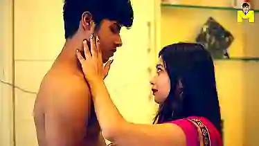 Watch Louteri Aunty, the Indian MILF in lingerie, get hot and bothered