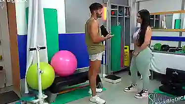 Watch Wanessa Boyer and Culona Dur's steamy sexcapades!