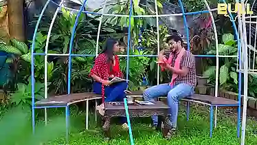 Ke Saath Chumma Chaati, the sexy Indian bhabhi, is ready to please