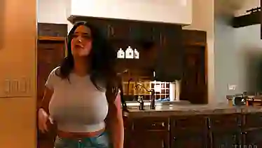 Watch Sarah Arabic's tight pussy get pounded in hot 3-way action