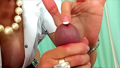 Watch Lady Sonia, the sexy masturbation queen, get wild with her tools